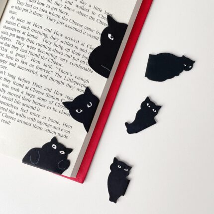 Magnetic Cat-Design Bookmarks - 6 Pieces, Assorted Styles
